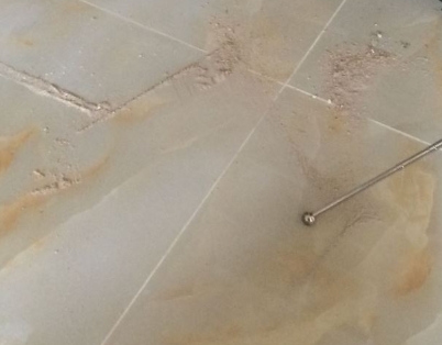 包河瓷砖空鼓维修公司分享粘合剂选择不当在瓷砖铺贴过程中可能导致以下问题